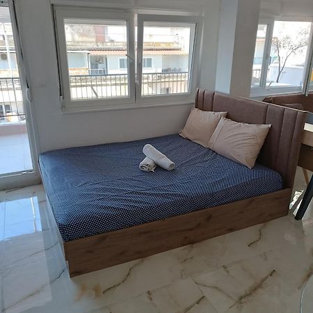 Zara'S Boutique Apartment Thessaloniki Exterior photo