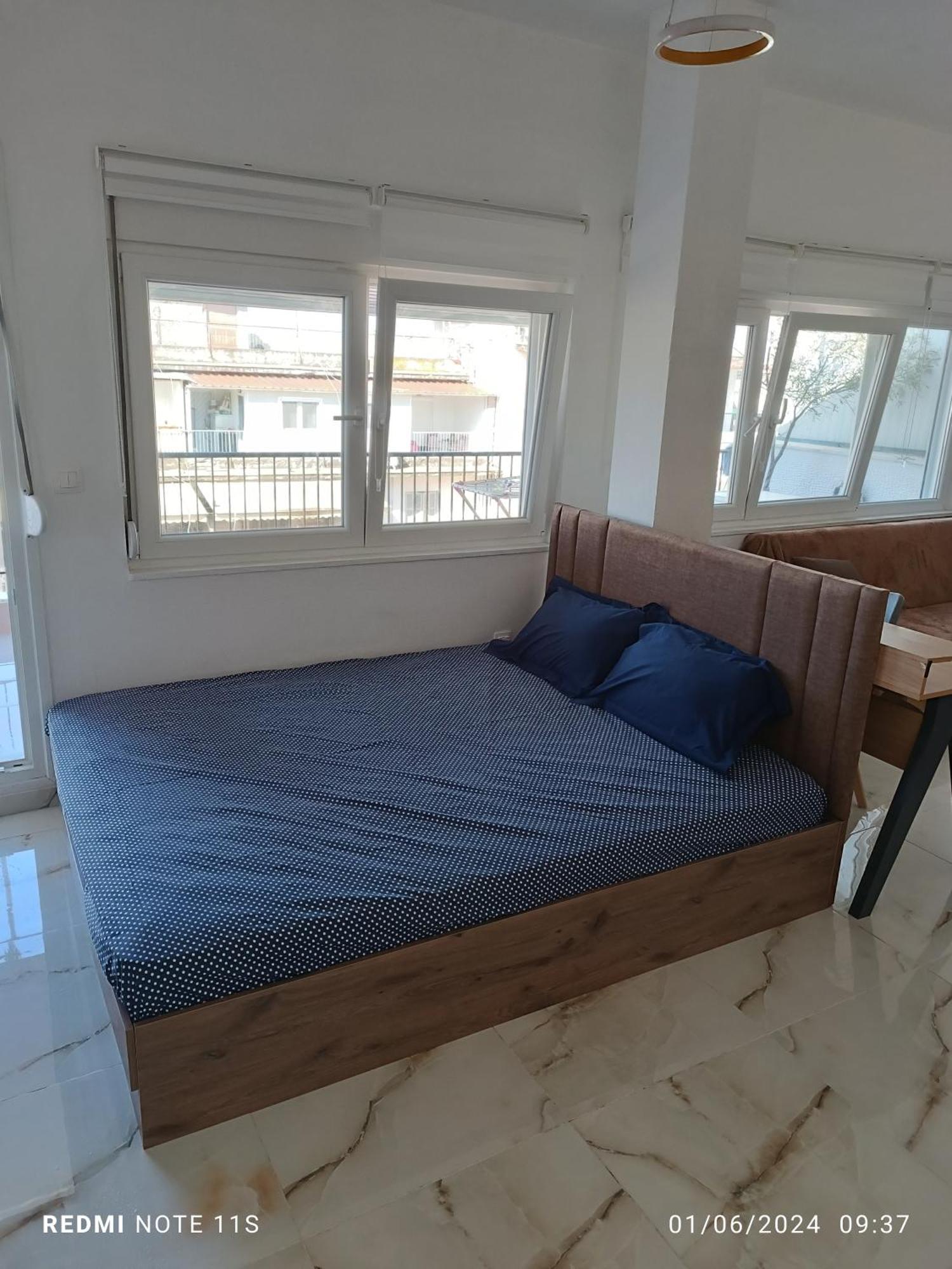 Zara'S Boutique Apartment Thessaloniki Exterior photo